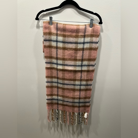 NWT Gap Brush Cozy Scarf - Picture 2 of 4